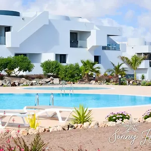 https://sonny-house-ii-casilla-de-costa-pool-view-wifi-free.hotelsfuerteventura.org
