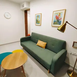 https://apartamento-en-centro-histrico-cerca-de-la-cadiz.hotelsincadiz.net